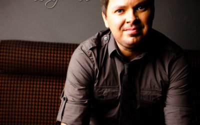 VOCALIST JOE COMBS RELEASES ‘RUNAWAY TRAIN’ TO CHRISTIAN RADIO